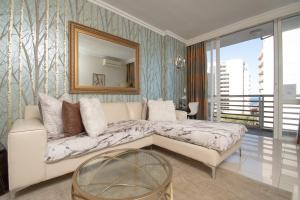 201 Lighthouse Mall Umhlanga Rocks