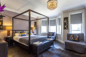 Bournemouth Beach Boutique with Hot Tub