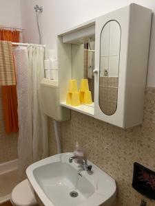 Room in Sukosan with balcony, air conditioning, WiFi 5188-1