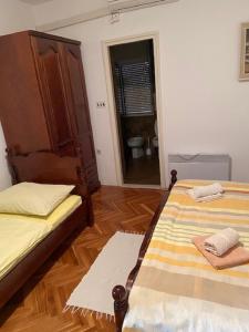 Room in Sukosan with balcony, air conditioning, WiFi 5188-2