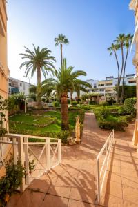 NERJA JARALES Menyber