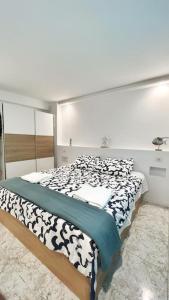 Giovina Living Av Suecia 150m from beach