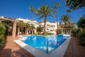 NERJA JARALES Menyber