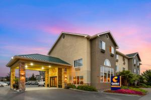 Comfort Inn & Suites Redwood Country
