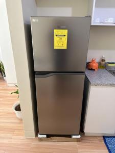 Neat Unit in Holland Park Southwoods