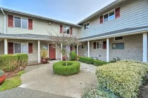 Anacortes Condo - Walk to Town, Marina, and Bay! - Bow
