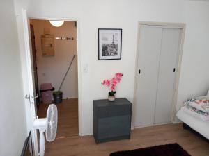 Appartements Le Zen -studio tout equipe- WIFI Fibre-centre ville : photos des chambres