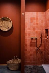 Villas Casa Slow avec sa piscine chauffee au bord du lac : photos des chambres