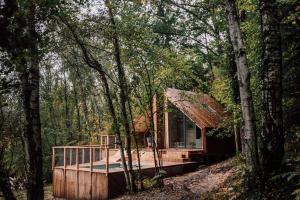 Villas Casa Slow avec sa piscine chauffee au bord du lac : photos des chambres