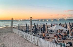 Modern Share house, Tranquil small room, 4km to beach