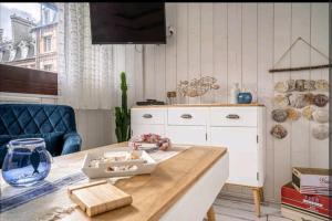 Appartements Deauville : magnifique studio en face du Casino ! : photos des chambres