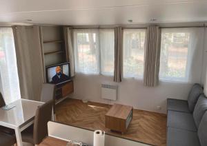 Campings Grand mobile-home 45M2 au calme et au bord de mer : photos des chambres