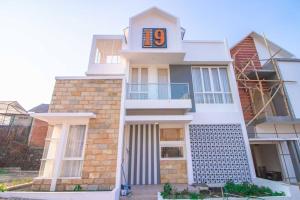 Villa Songolas with Private Pool & Rooftop