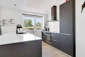 New And Modern Holiday Home With Hot Tub