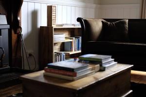 Explore Derby from Gorgeous Home with Outdoor Bath