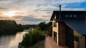 by the river Isumi - Shiigi