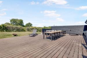 New And Modern Holiday Home With Hot Tub