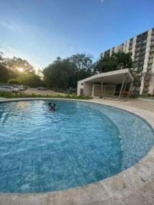 Condominio Bello Horizonte Plaza Apartamento Amplio