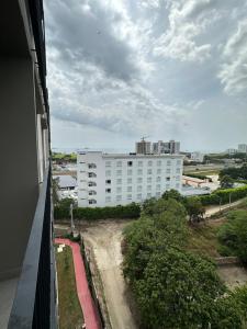 Condominio Bello Horizonte Plaza Apartamento Amplio