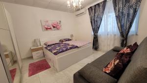 Sea view apartments in Villa Esperia