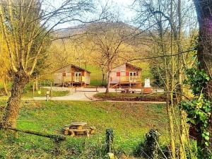 Campings la Fregiere Chalets : photos des chambres