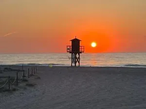 Primera Linea de Playa, Villa Conchita, con Salida al Mar - Almarda