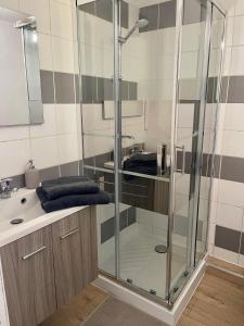 Appartements L’evasion - Studio cosy en centre ville : photos des chambres