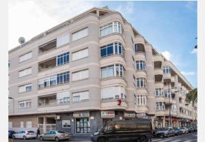 AL LADITO DE LA PLAYA