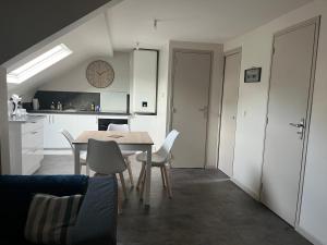 Appartements Le 6 appartement Caen Port : photos des chambres