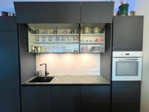 Private terrace, 8 min to center