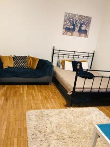 Butterfly free parking at riverside apartment