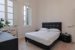 Sophies Flat Florence