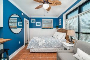 Why Knot Getaway…Rooftop with WaterView! Unit F