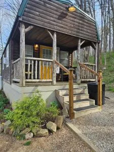 Acorn Cottage at Hocking Vacations - Nelsonville