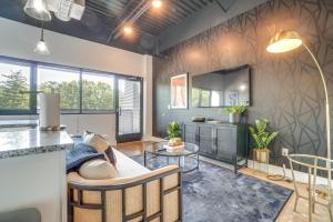 Modern Nashville Studio about 5 Mi to Downtown!