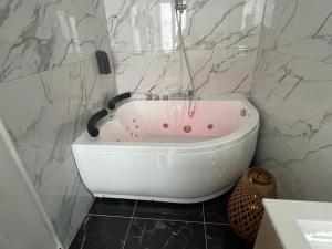 L’escapade Balnéo, Centre ville