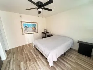 Little Betty's Casita - West Carson