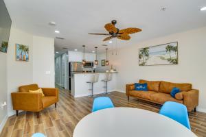 South Padre Island Condo Walk to the Beach!