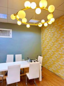 Hostel Acacias - Хостелы, Мадрид