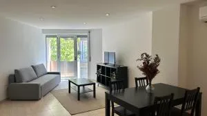 M1 Céntrico y con balcón - Matadepera