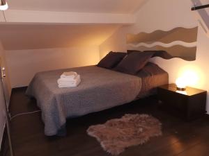 Duplex 3 pièces 4 couchages au Suquet à 2 mn à pied du port de Cannes, du centre, de la mer et du palais des festival