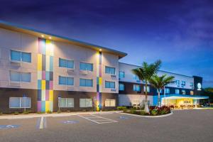 Tru By Hilton Bradenton I-75, FL