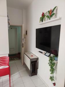 Ipanema Posto8 1quarto e 1mesanino FLAT40m2 rua Hotel Fasano