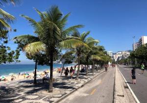 Ipanema Posto8 1quarto e 1mesanino FLAT40m2 rua Hotel Fasano