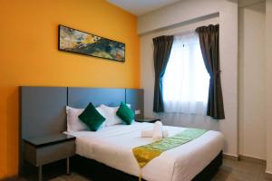 Swing & Pillows - Travelland Hotel, Ipoh