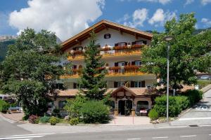 3 star hotell Hotel Cristallo Vigo di Fassa Itaalia