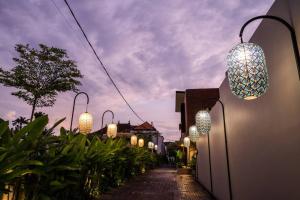 Villa Akhila 2 - 2 BR modern tropical villa at the heart of Seminyak