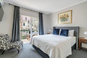 Glenmore Court - Spacious and Central by the Harbour