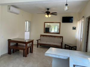 Los Amores Apartments B