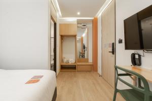 Phòng Giường Đôi Lớn - Cấm Hút Thuốc (Queen Room - Non-Smoking)